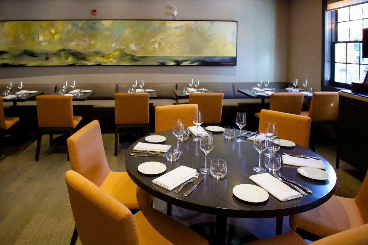 皇后区124号Spa度假酒店 滨湖尼亚加拉 外观 照片 Interior of the restaurant