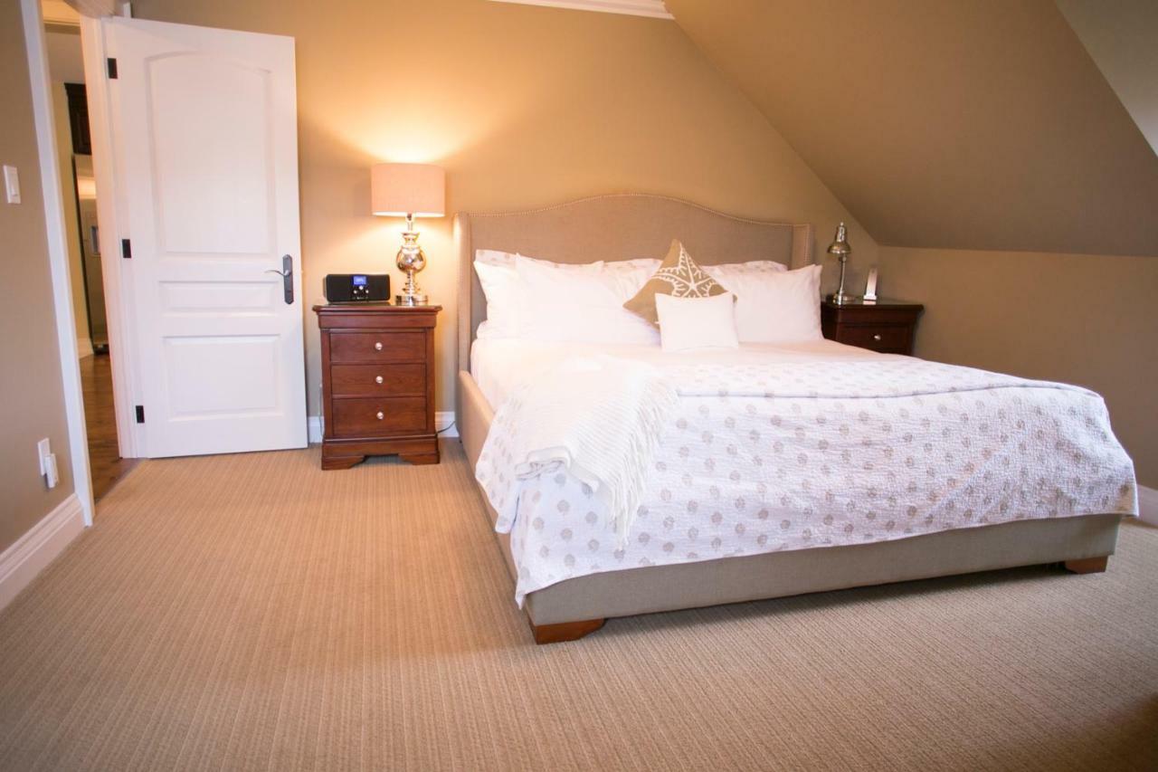 皇后区124号Spa度假酒店 滨湖尼亚加拉 外观 照片 A bedroom at the Inn at the Opera House