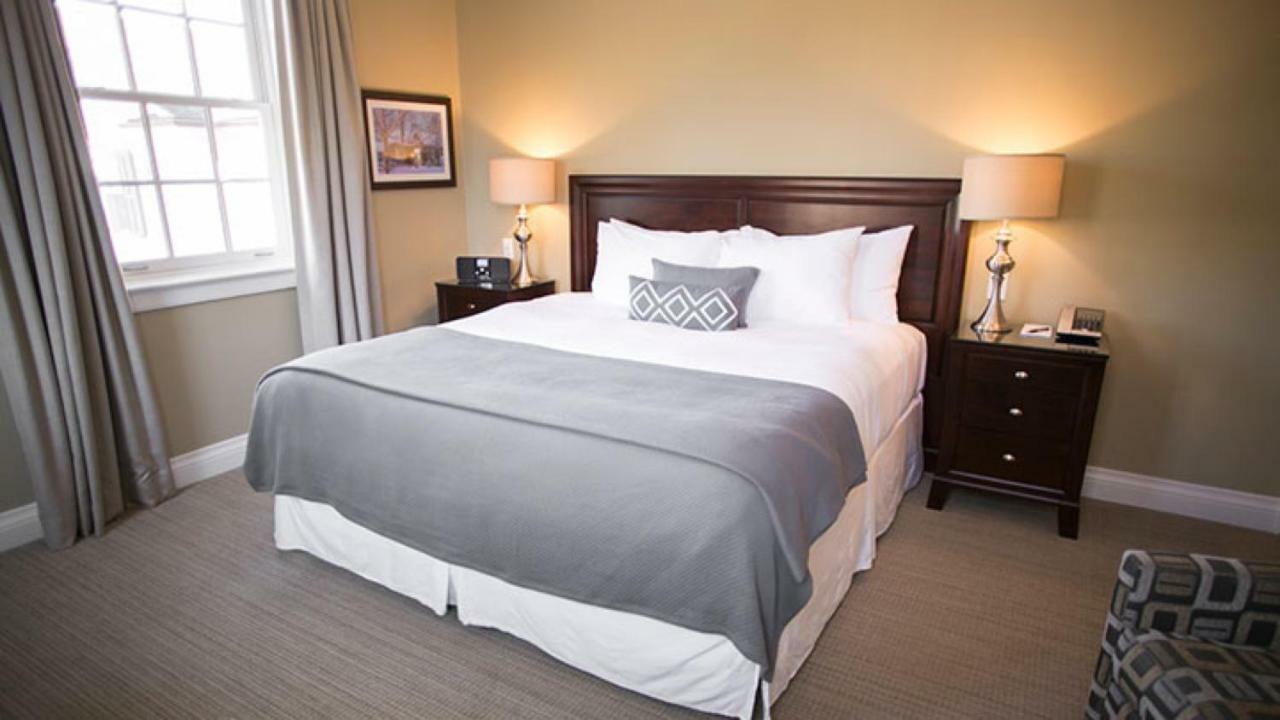 皇后区124号Spa度假酒店 滨湖尼亚加拉 外观 照片 A guest room at the Inn at St. John's